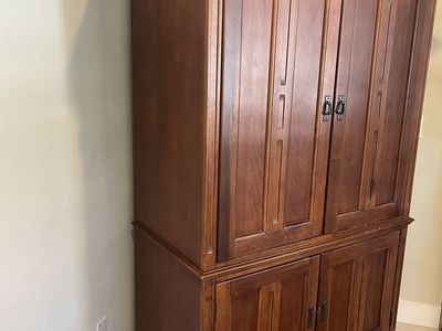 Entertainment Center / Cabinet