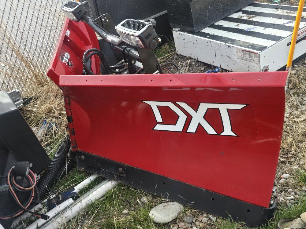 boss plow 9'2 + salter