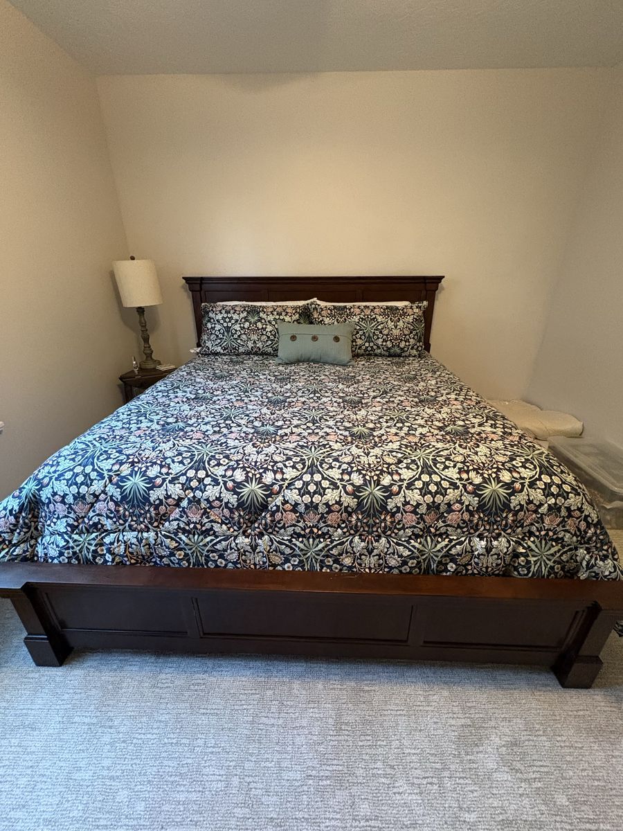 KING BED