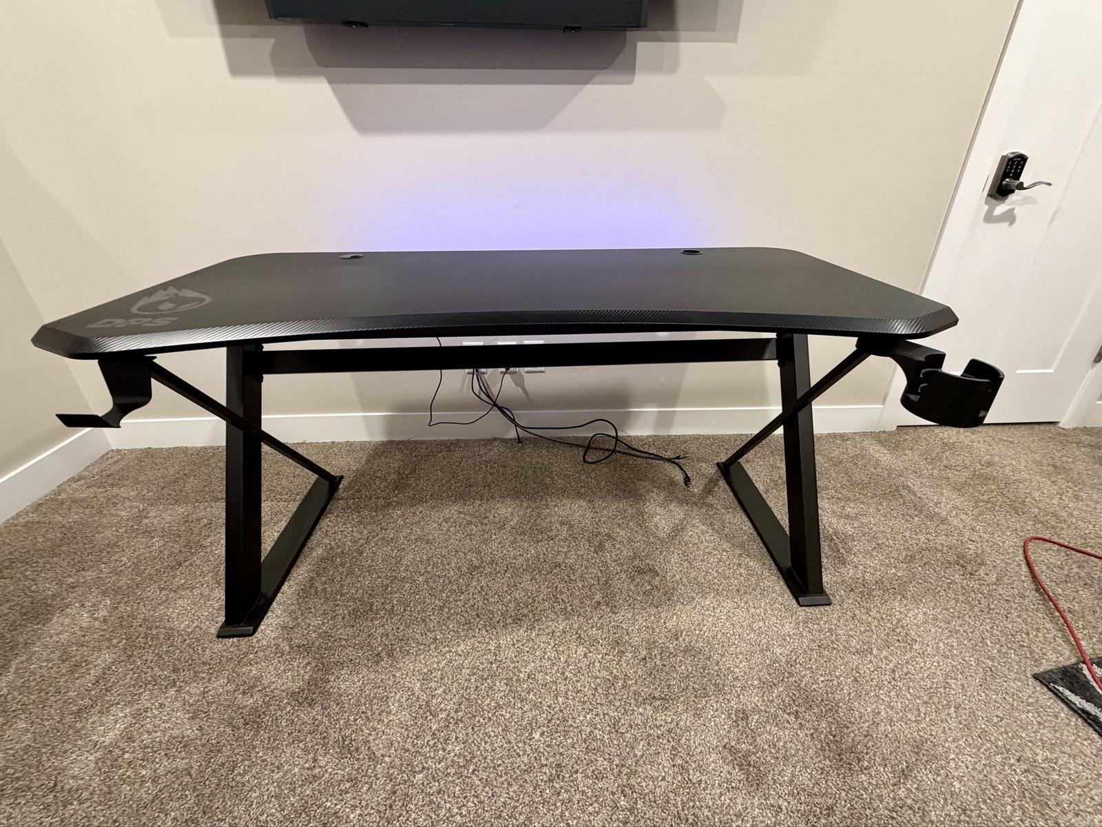 DPS Gaming Desk