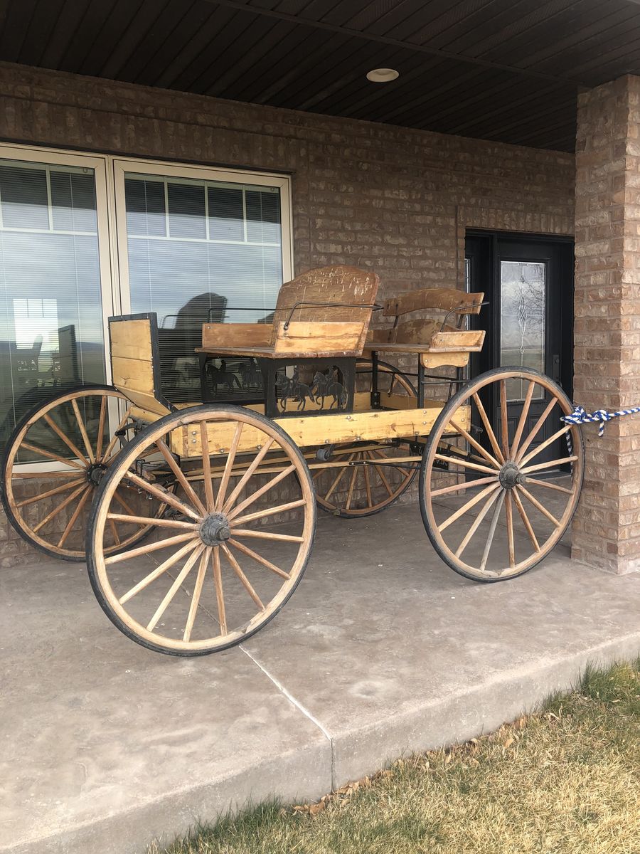 Antique-Style Two-Seat Buckboard Wagon – Functional, Handmade
