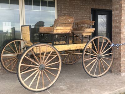 Antique-Style Two-Seat Buckboard Wagon – Functional, Handmade