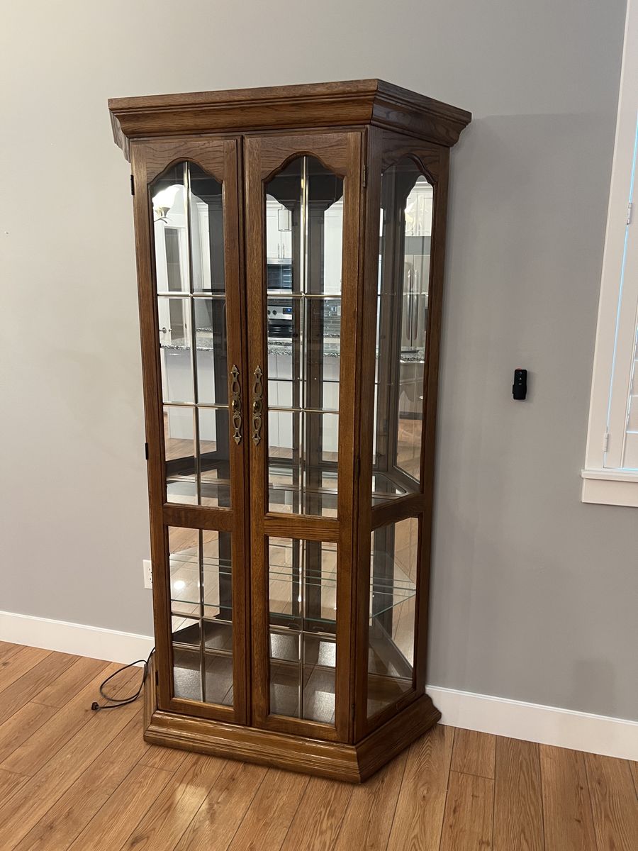 Curio cabinet 