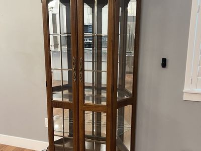 Curio cabinet