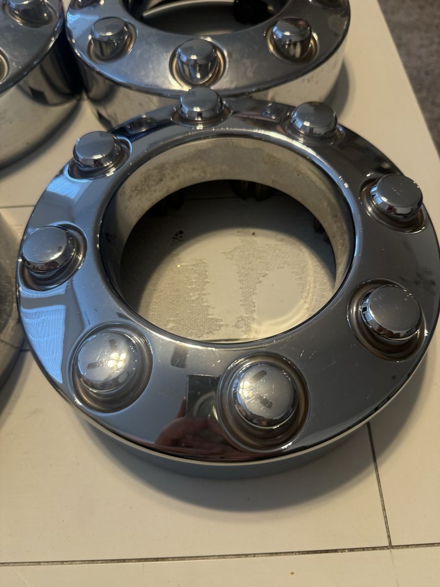 Main image 4