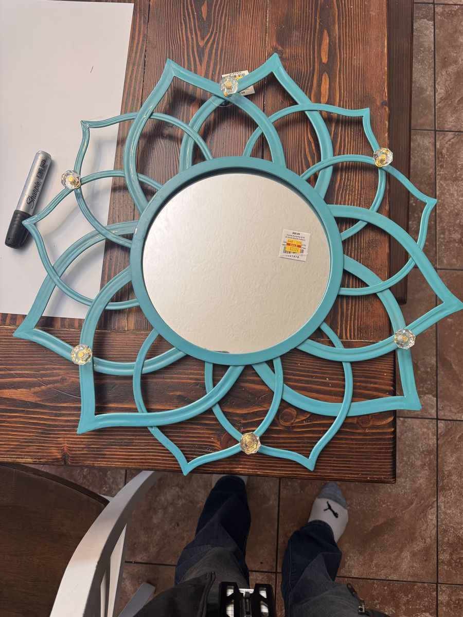 Mirror decor