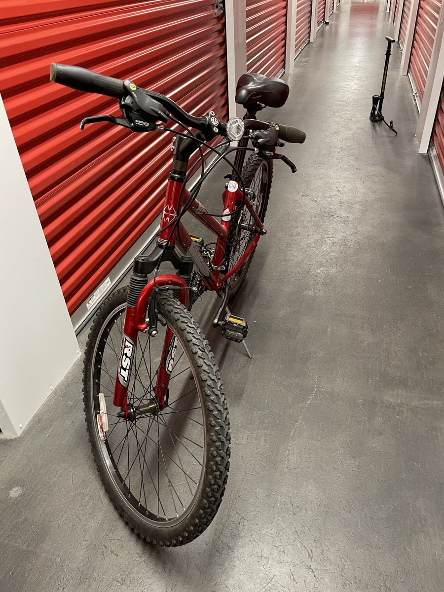 Red Adult Gary Fischer Bicycle, Medium