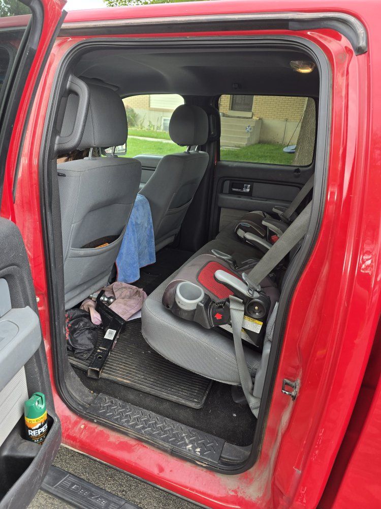 Main image 11