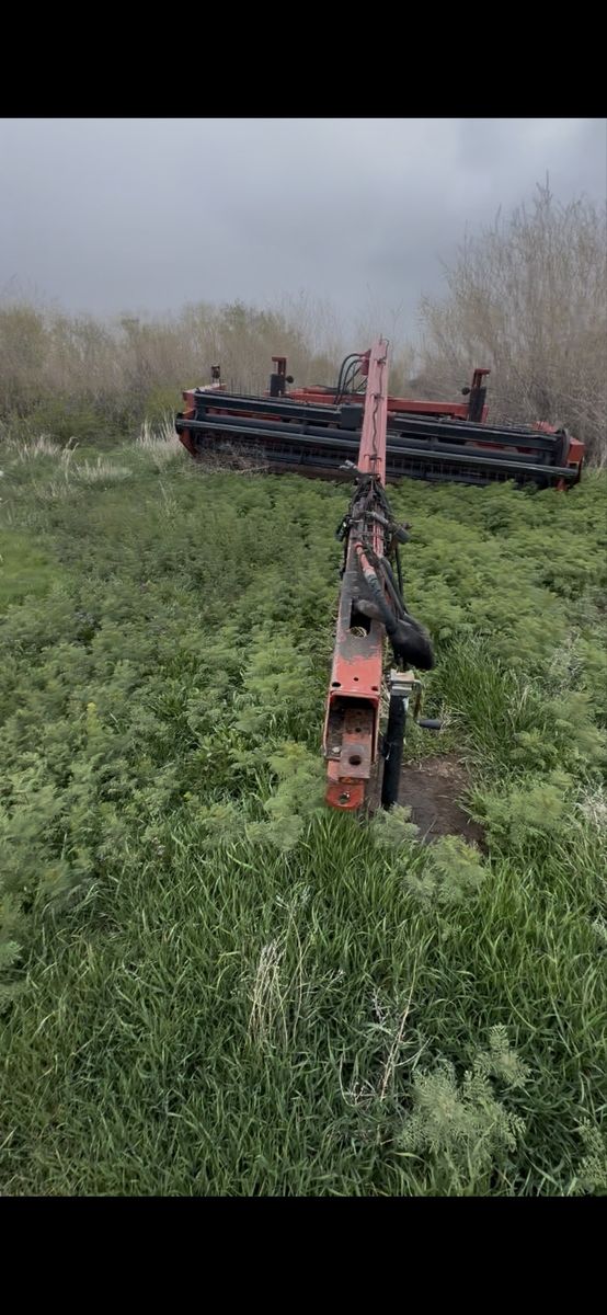 Case swather hydro swing