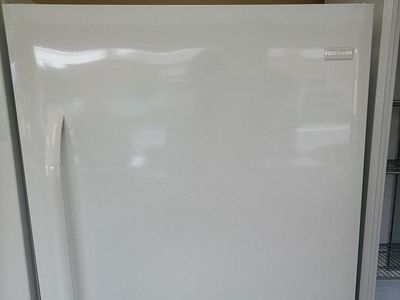 14 cf Upright Frostfree Freezer~90 Day Guarantee