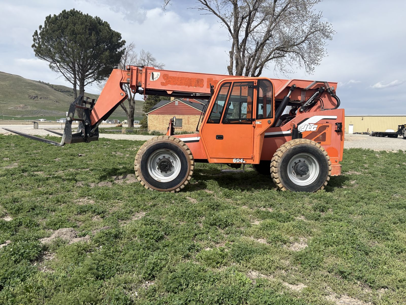 2014 Sky Track 6042 Telehandler 4200