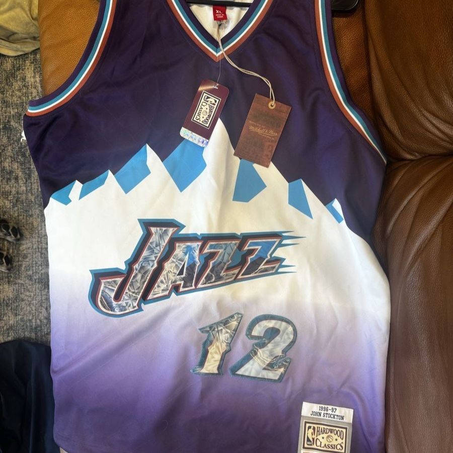 Mitchell & Ness 1996-97 Utah Jazz John Stockton #12 Hardwood Classics Jersey Size XL