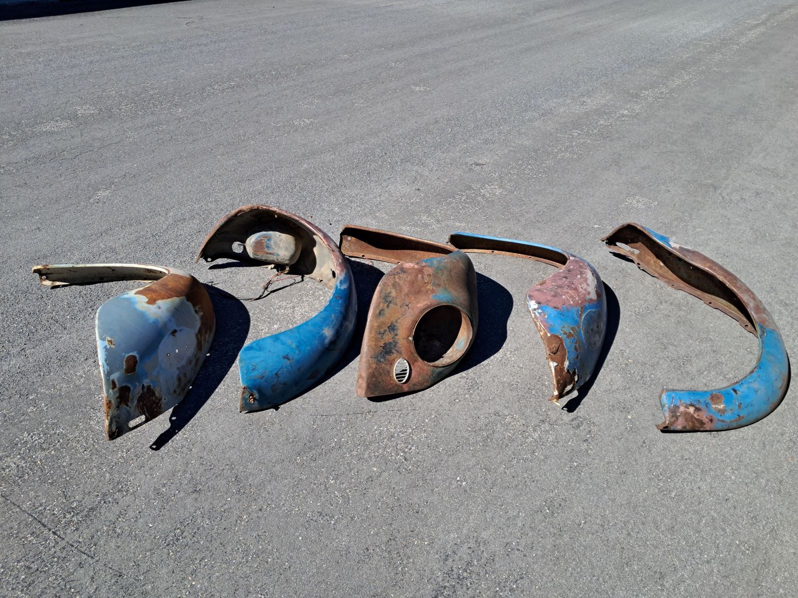 Early 60's VW Beetle Fenders Front and Back
