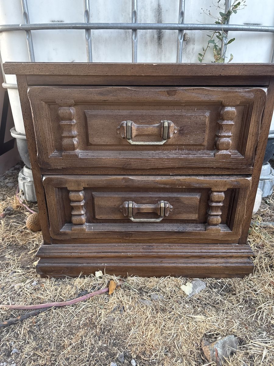 Vintage Dark Wood 2-Drawer Nightstand Side Table
