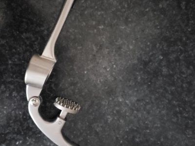 Stainless Steel Garlic Press - Durable Kitchen Tool