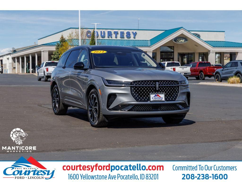 2024 Lincoln Nautilus Reserve