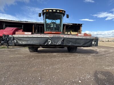 2003 swather Heston 8550