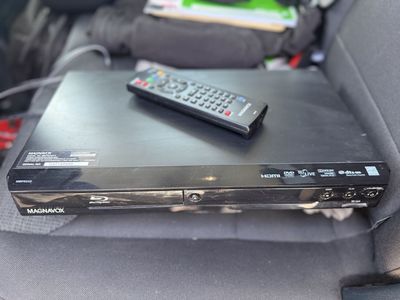 Magnavox blu-ray player with WiFi. Works great!