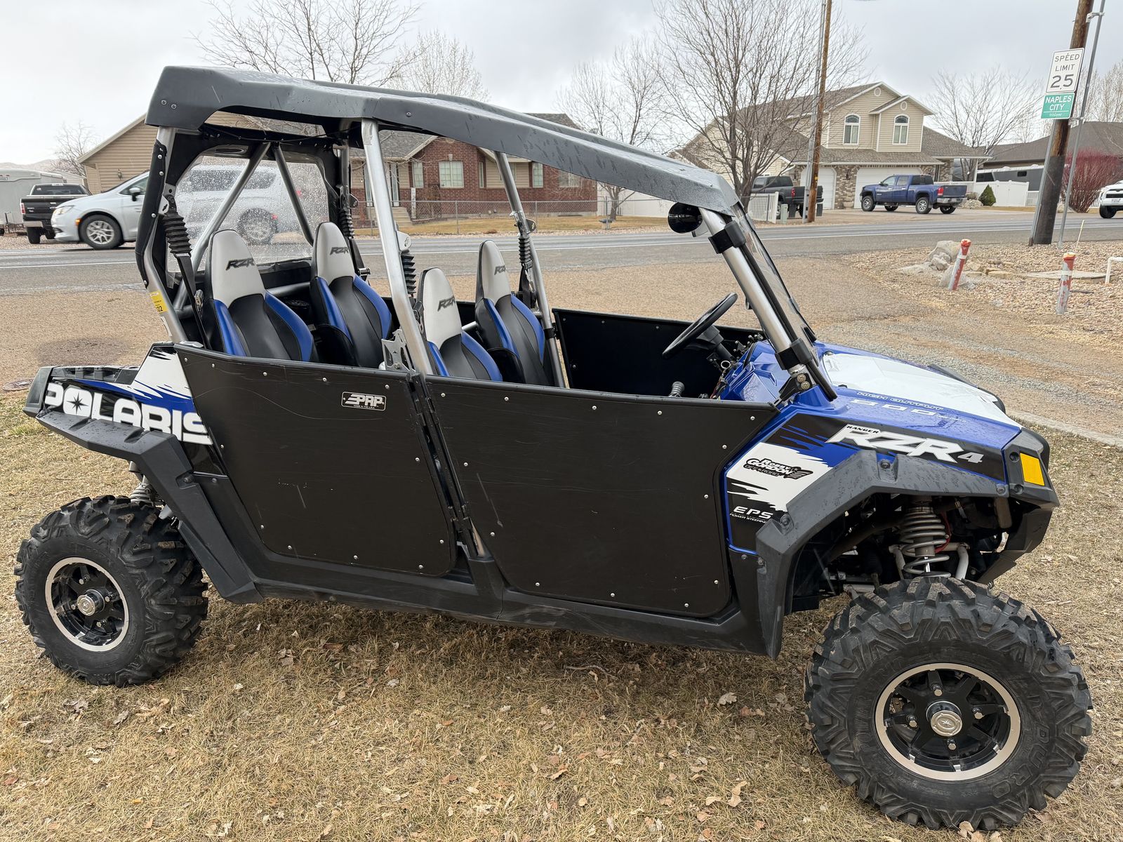 2011 Polaris RZR