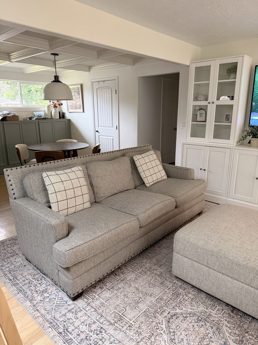 Spacious Noble House Sofa - Excellent Condition