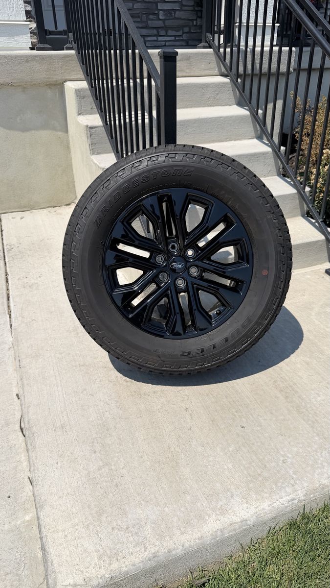 Ford F150 Rims and Tires 275/65R20 Bridgestone Dueller Load E almost new