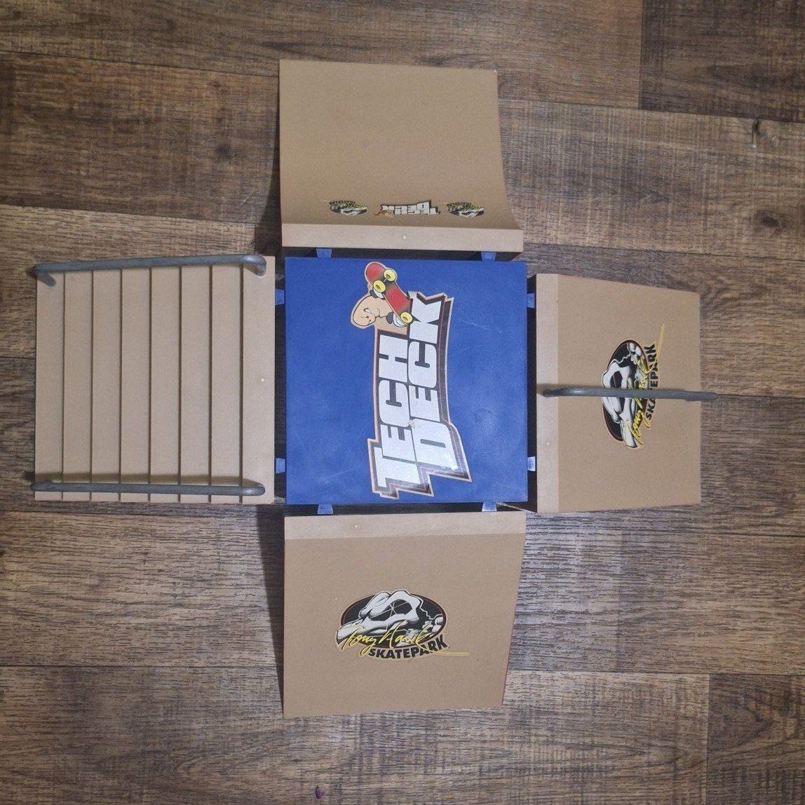 Tony Hawk Tech Deck Skatepark Trick Street Edition
