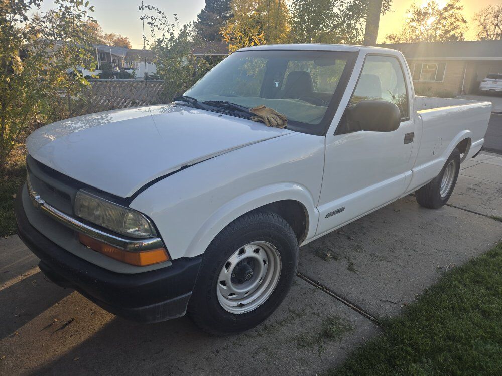 1998 Chevy S10 Cab, Dash