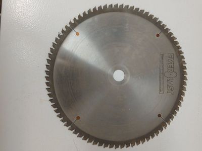 Ever Last 12 inch Carbide saw blade.