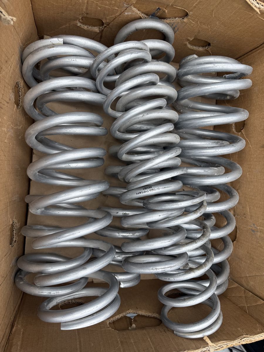 Shock Therapy Spring Kit For Can Am Maverick X3