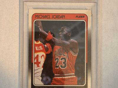 1988 Fleer Michael Jordan #17 PSA 8