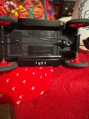 Montgomery Ward vintage-style delivery truck coin bank (metal)