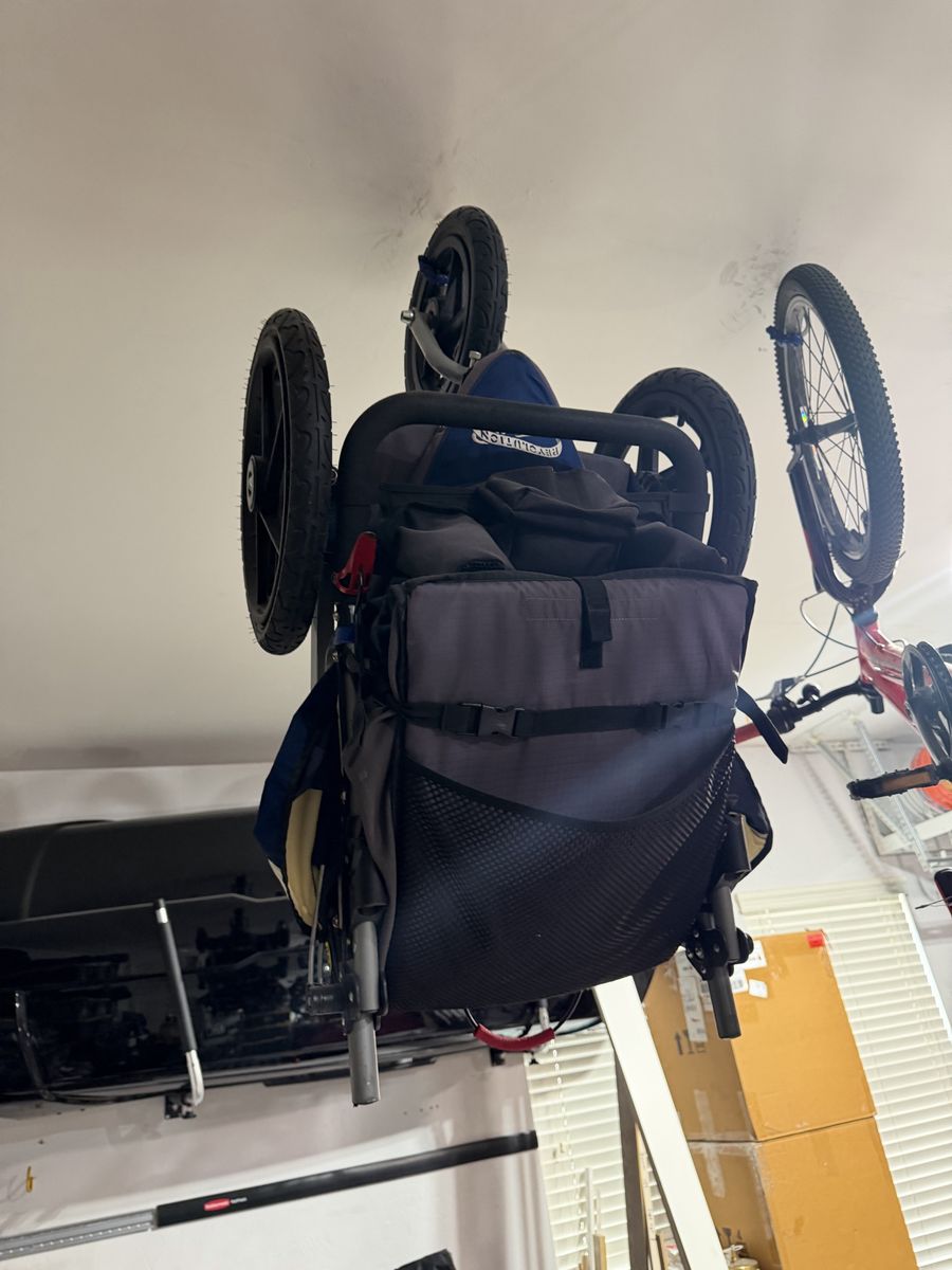 BOB Revolution SE Single Jogging Stroller - Grey/Blue - All-Terrain, Swivel Front Wheel