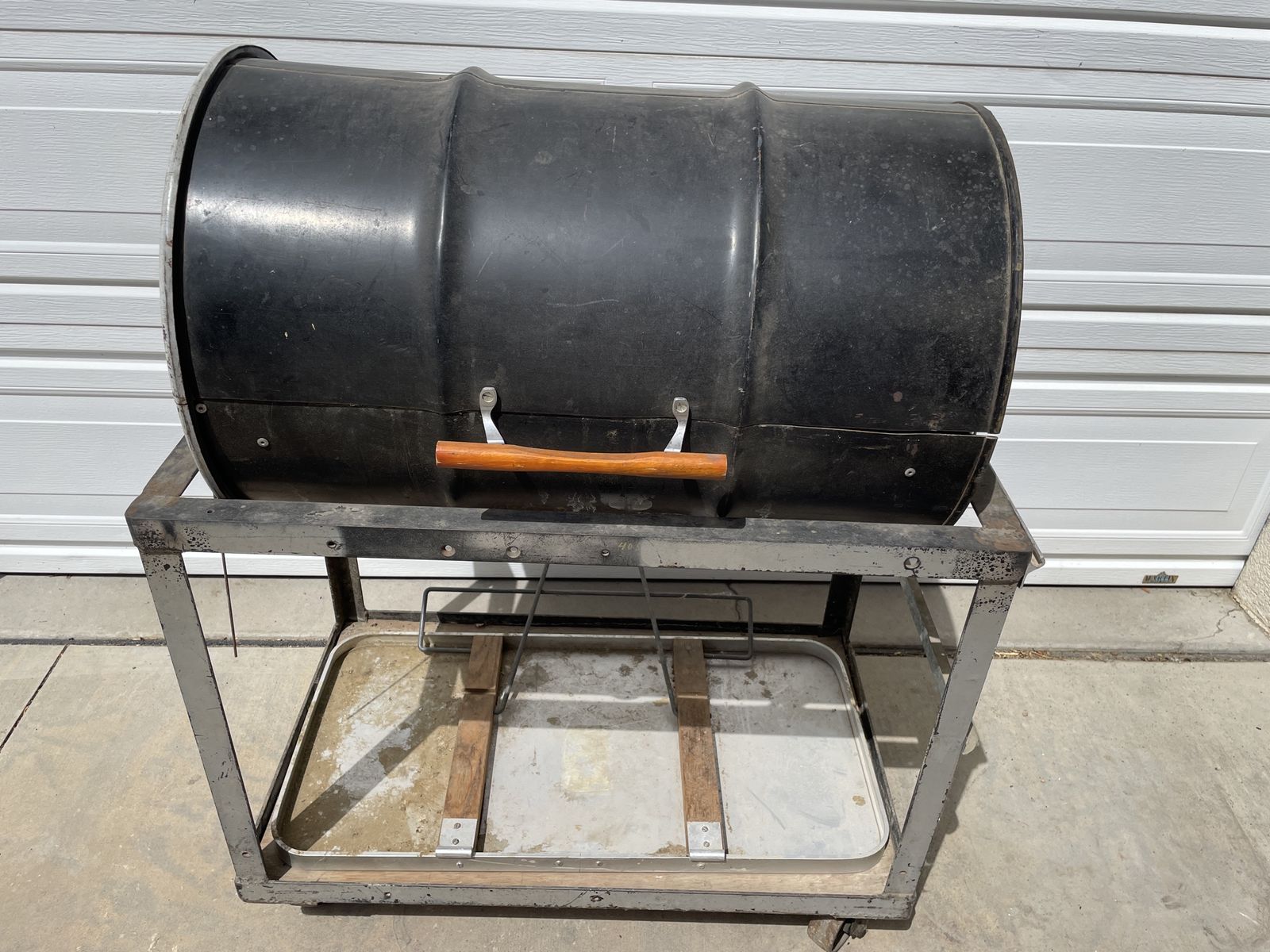 Main image 4