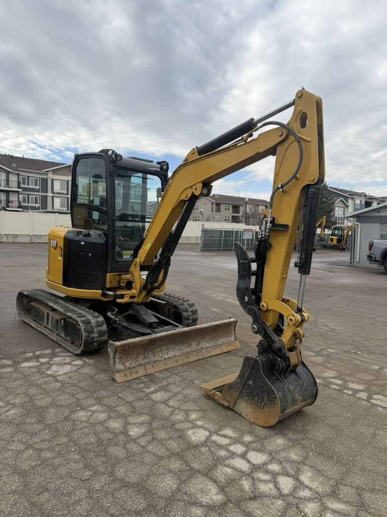 Trenching Excavator Rental – Cat 303.5 - 6 Hour $295