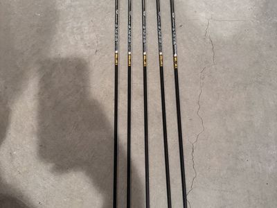 Gold Tip 300 Pierce Platinum Arrows QTY 5