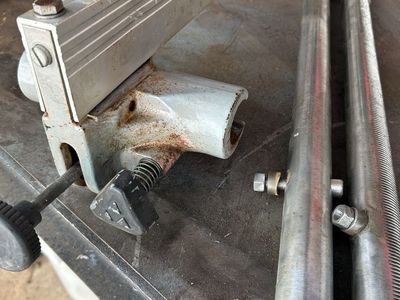 Delta table saw rip fence