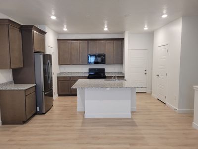 Spacious Townhome in Holbook Farms, Lehi for Rent