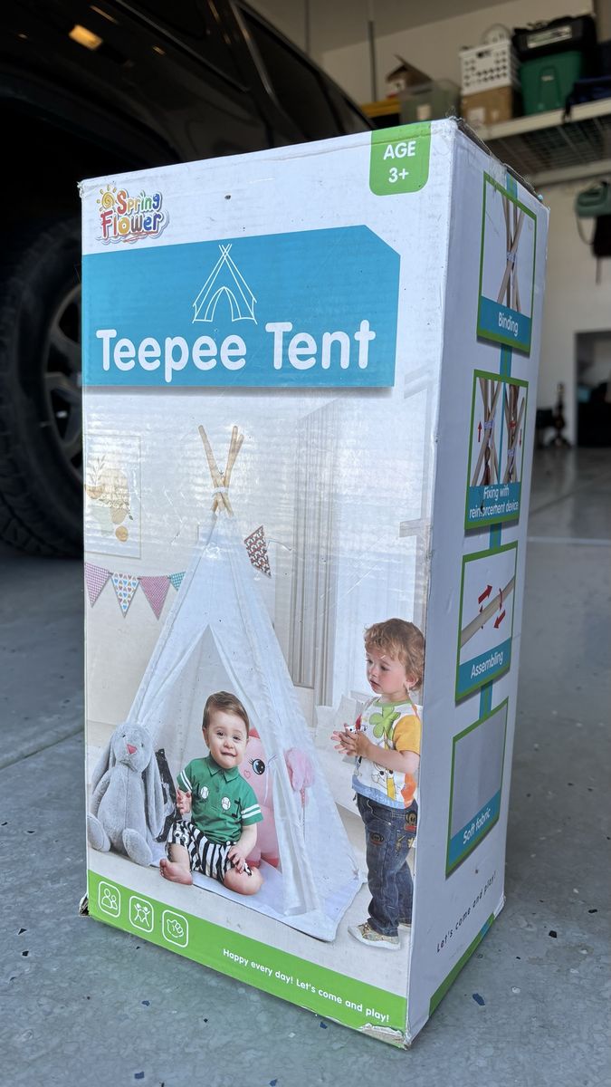 2 children’s play tee pee tents 