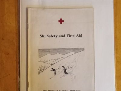 1940 American National Red Cross Ski Safety and First Aid Manual Vintage Booklet AWLT M-7K