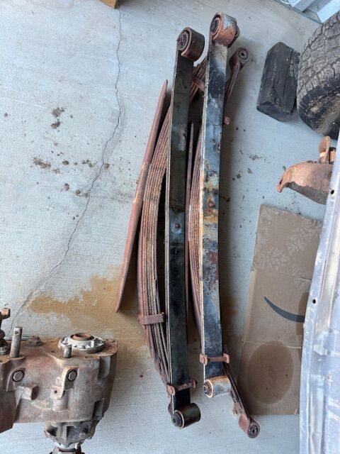 1970's 3/4 Chevy Leaf Springs