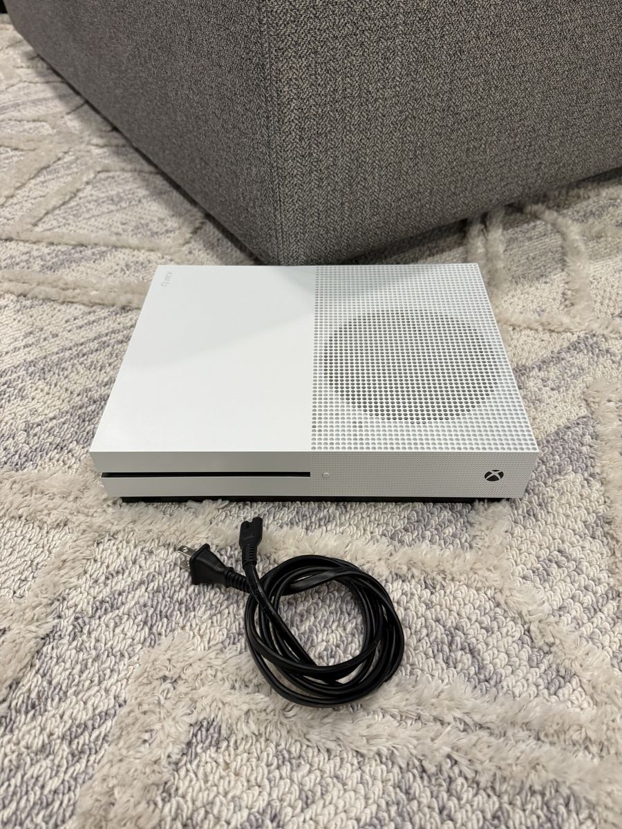 Xbox One S