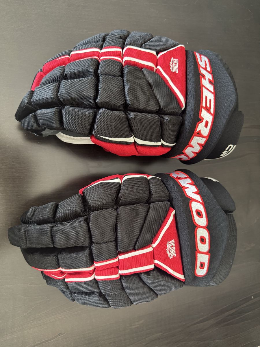 Sherwood Code TMP Pro Senior Hockey Gloves 