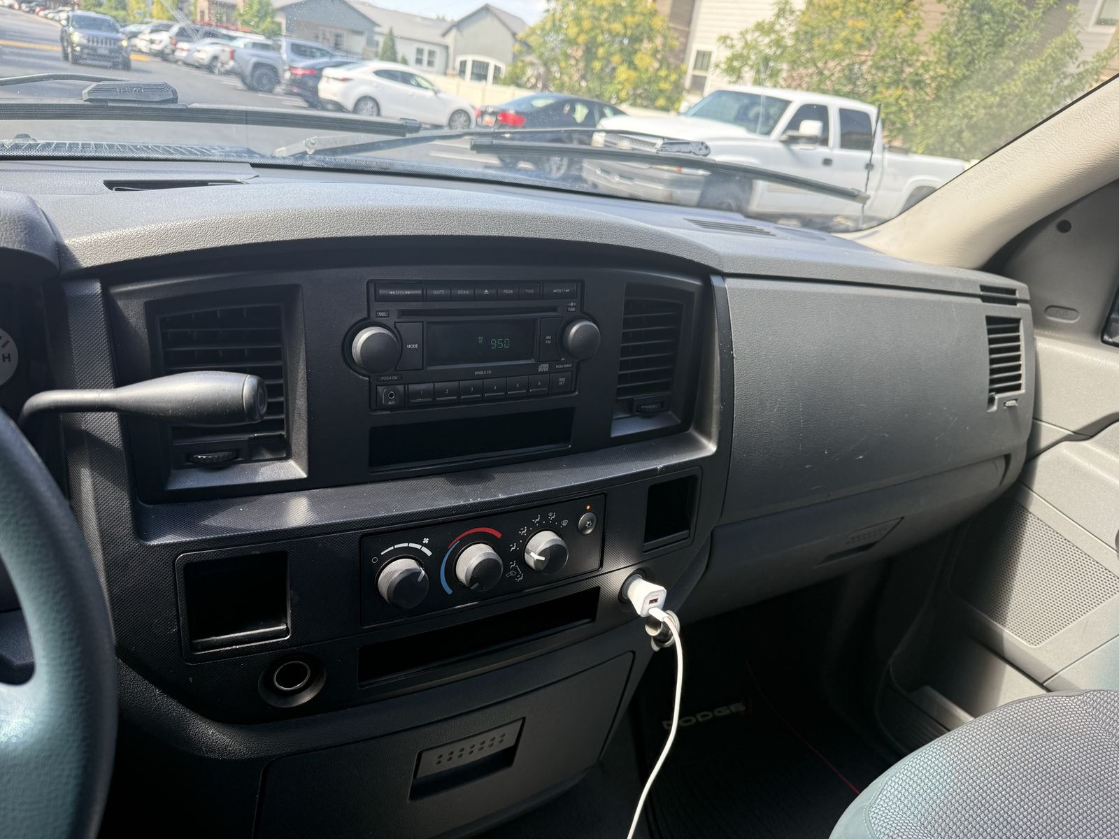 Main image 6