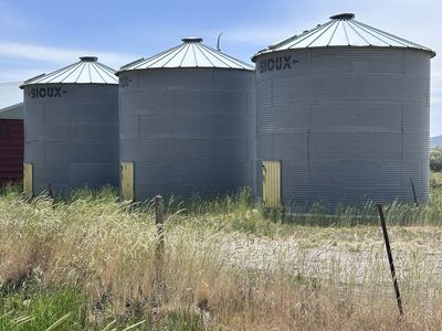 3300 bushel grain bin