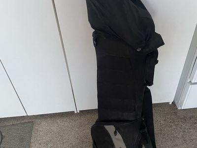 Black Golf Bag with Clubs - Full Set with Carry Strap