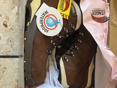 Women's Hiker Footwear