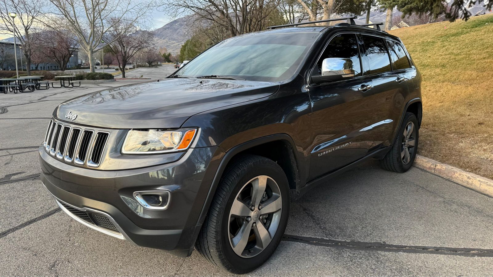 2016 JEEP GRAND CHEROKEE Limited