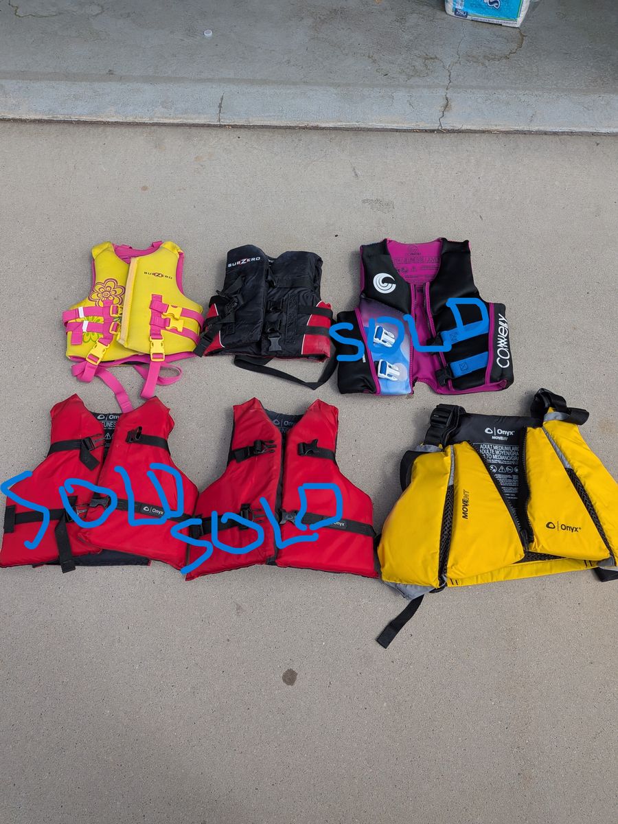 Kids Youth Adult Life Jackets