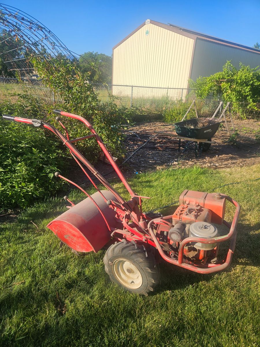 Troy Built Horse Tiller