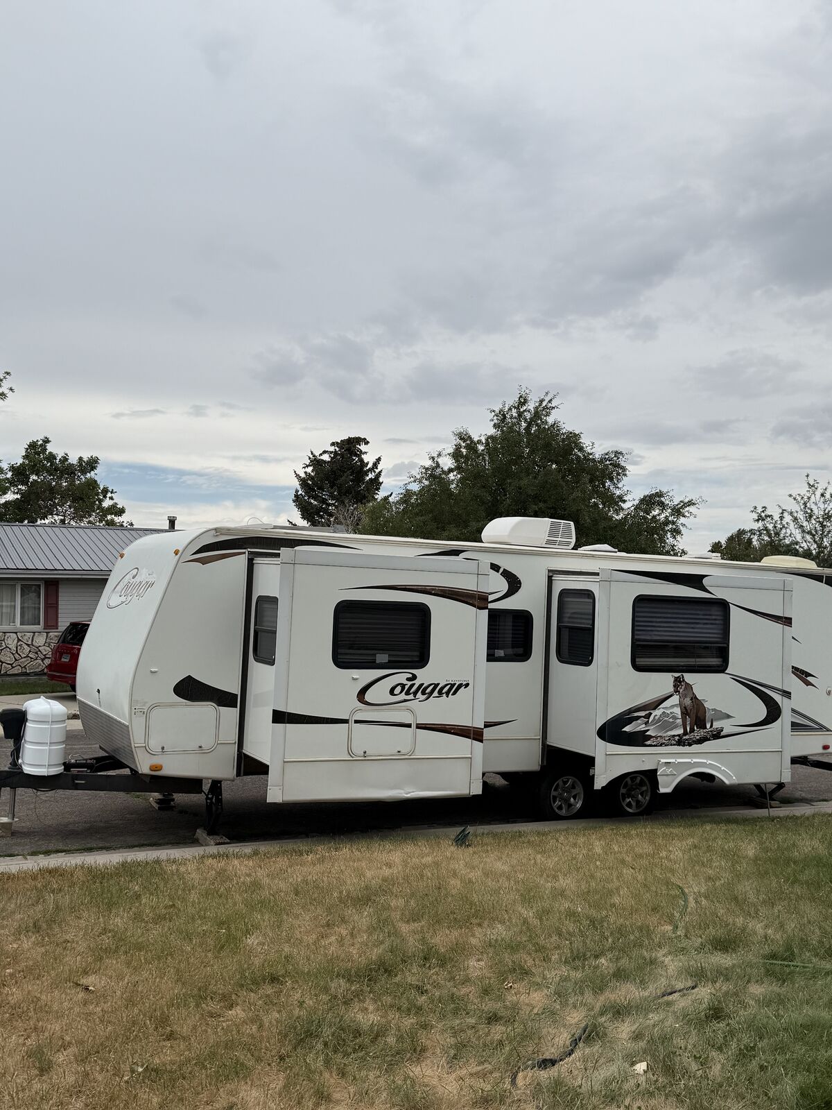 2011 Keystone Cougar